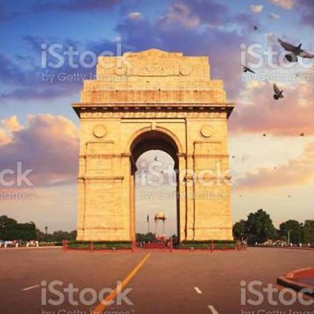 Hotel Golden Bliss At New Delhi Airport Bagian luar foto