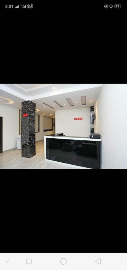 Hotel Golden Bliss At New Delhi Airport Bagian luar foto
