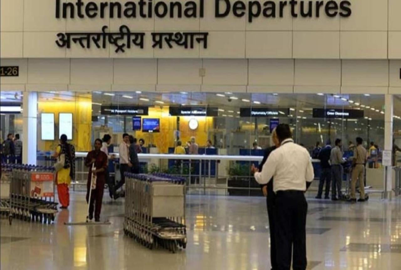 Hotel Golden Bliss At New Delhi Airport Bagian luar foto